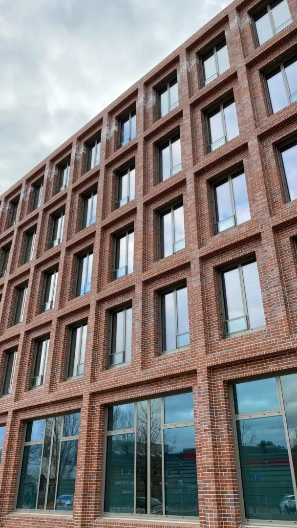 Fensterreihen im Neubau der Investitionsbank Schleswig-Holstein