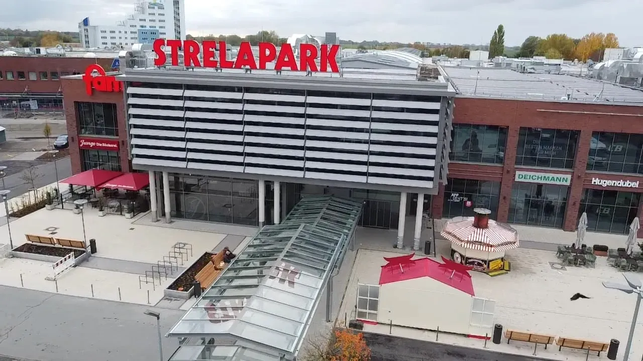 Fassadenabschnitt des Strelapark nach Fertigstellung